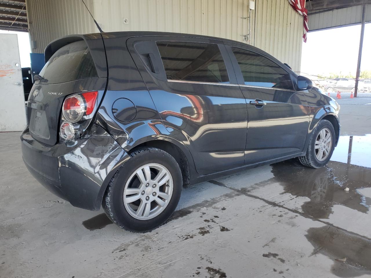 2014 Chevrolet Sonic - Image 3