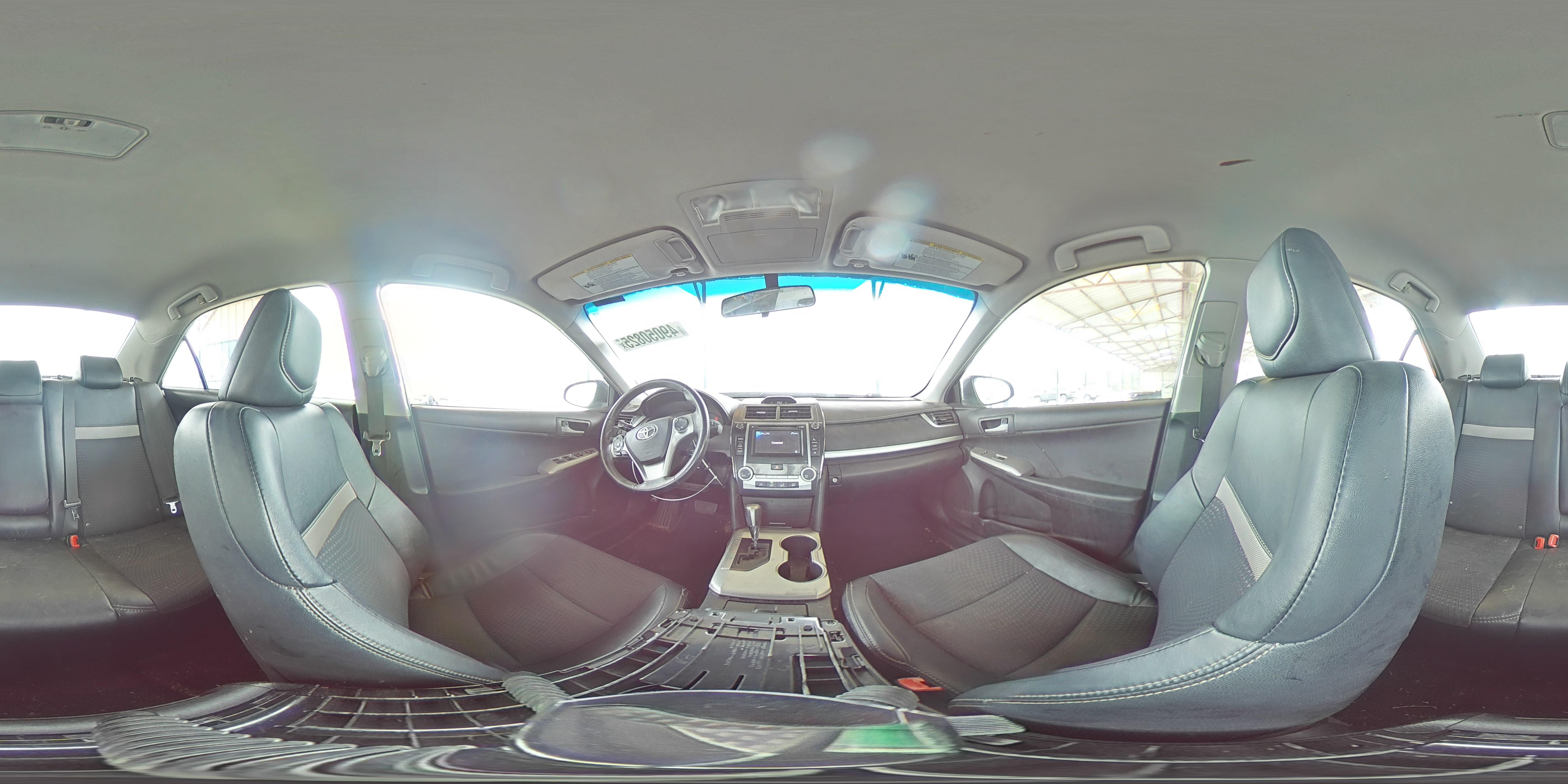 2012 Toyota Camry - Image 13