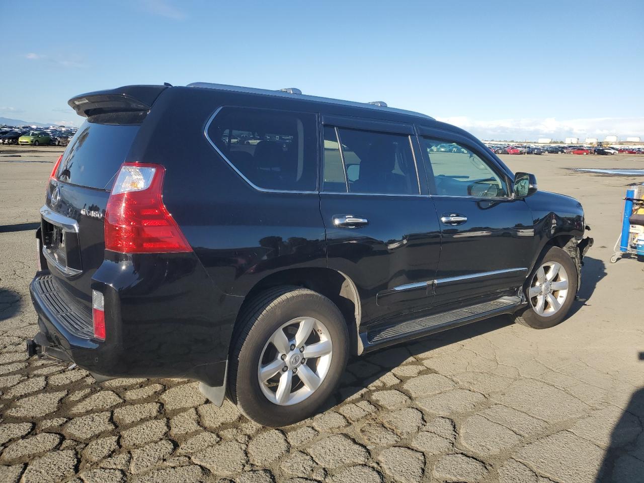 2010 Lexus GX - Image 3