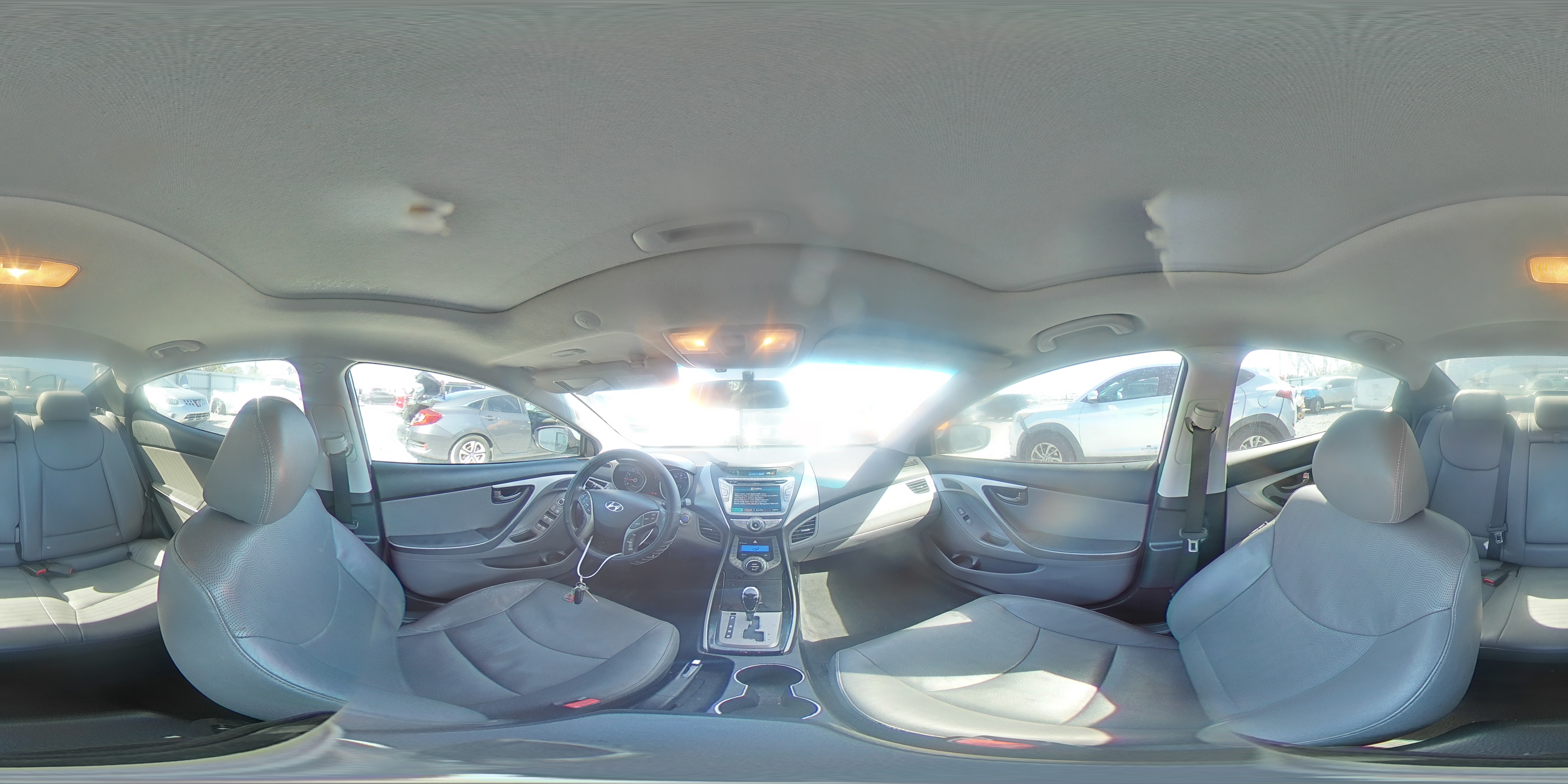 2013 Hyundai Elantra - Image 13