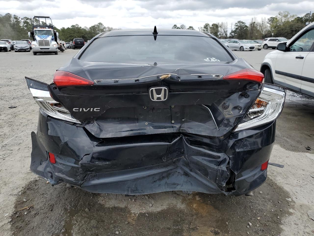 JHMFC1F33JX004513 HONDA CIVIC 2018