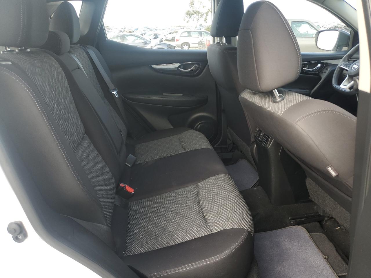 JN1BJ1CP5HW003010 NISSAN ROGUE 2017