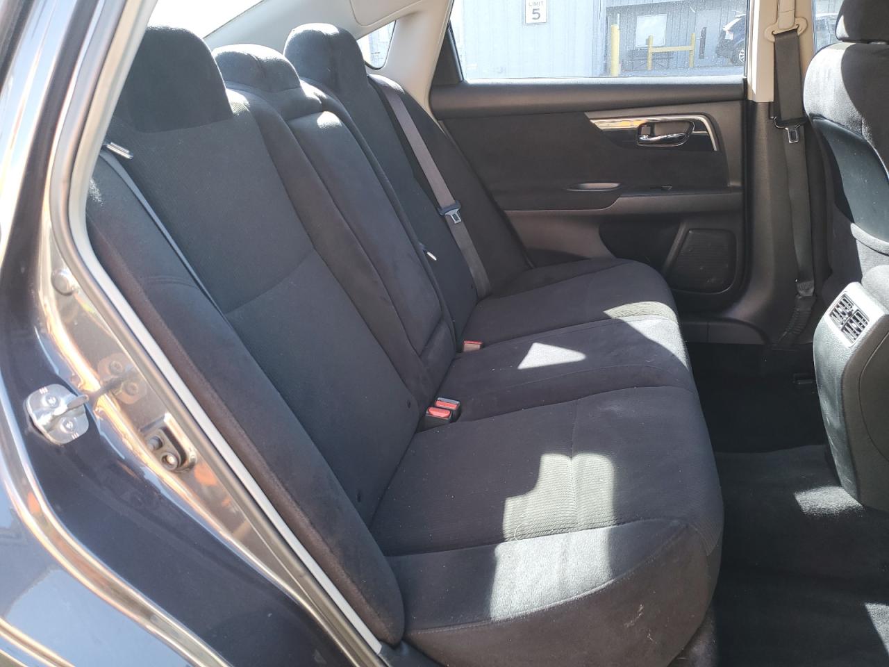 2013 Nissan Altima - Image 10