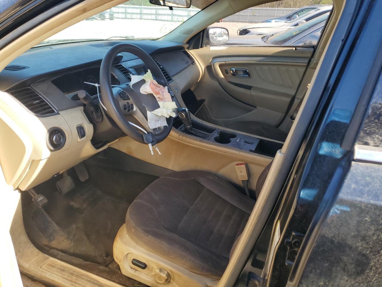 2015 Ford Taurus - Image 7