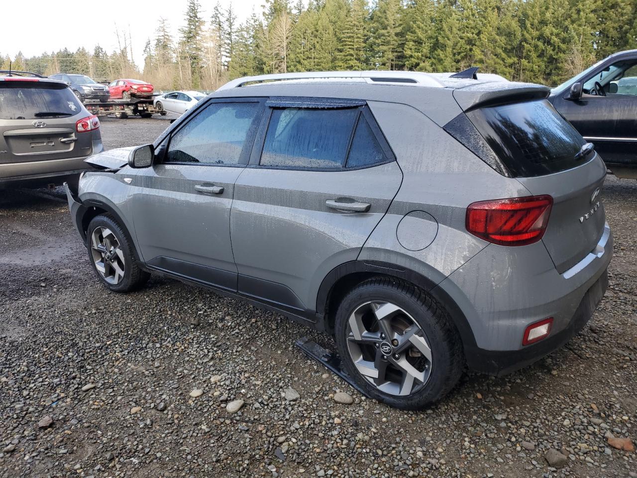 2021 Hyundai Venue - Image 2