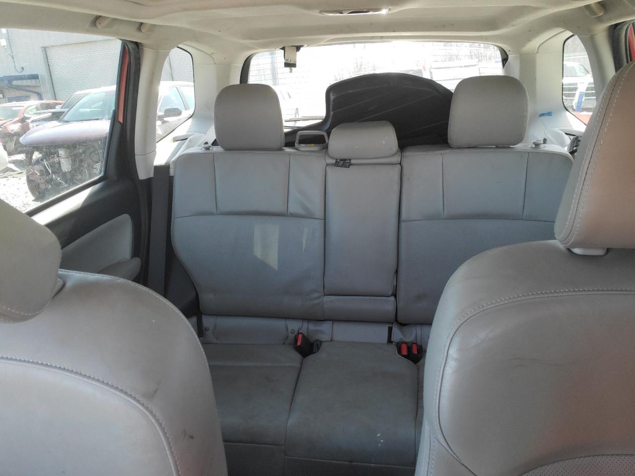2014 Subaru Forester - Image 10