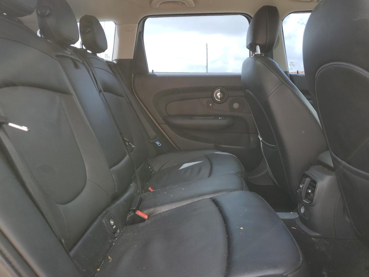 2016 MINI Cooper - Image 11