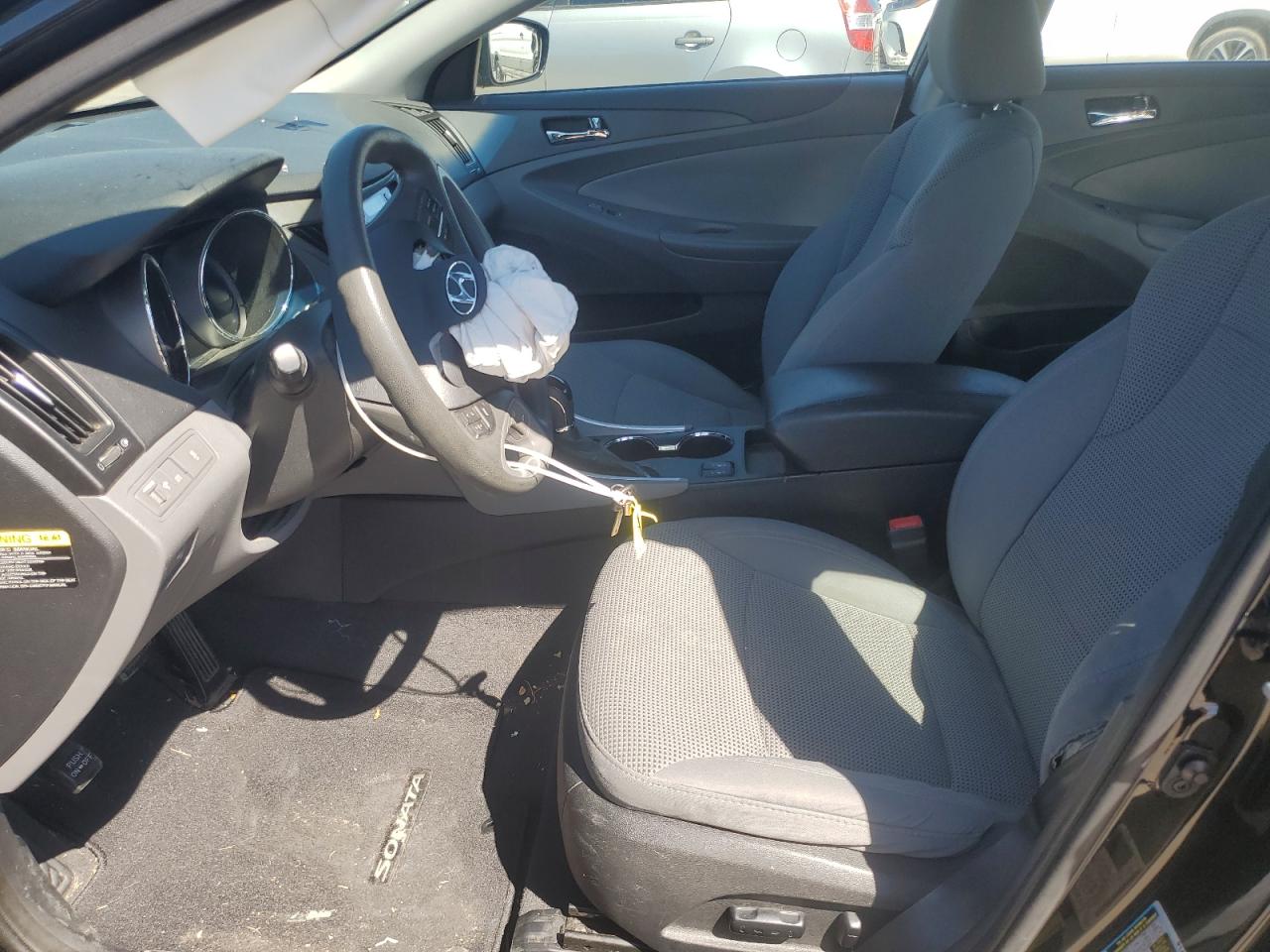 2013 Hyundai Sonata - Image 7