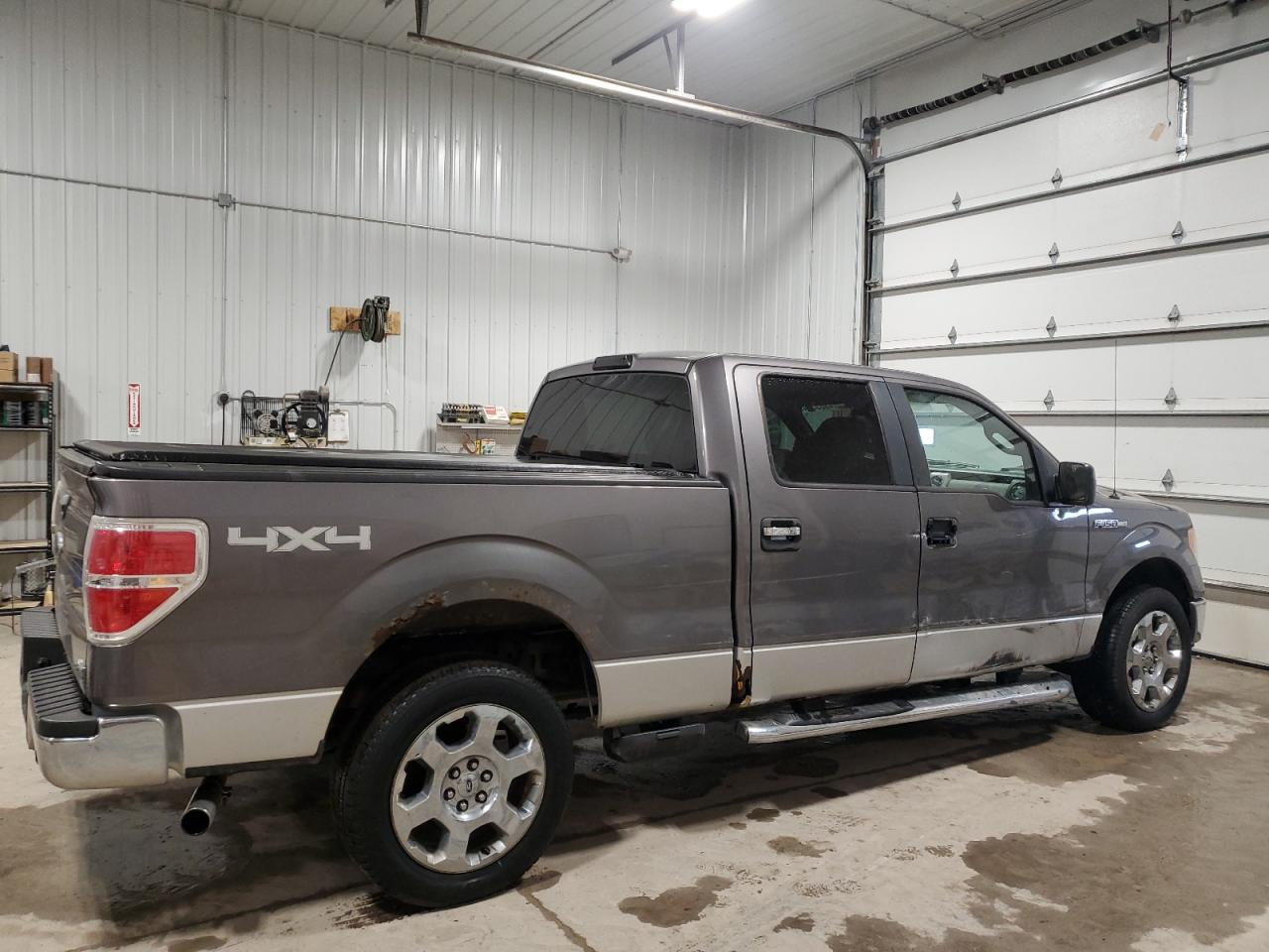 2010 Ford F-150 - Image 3