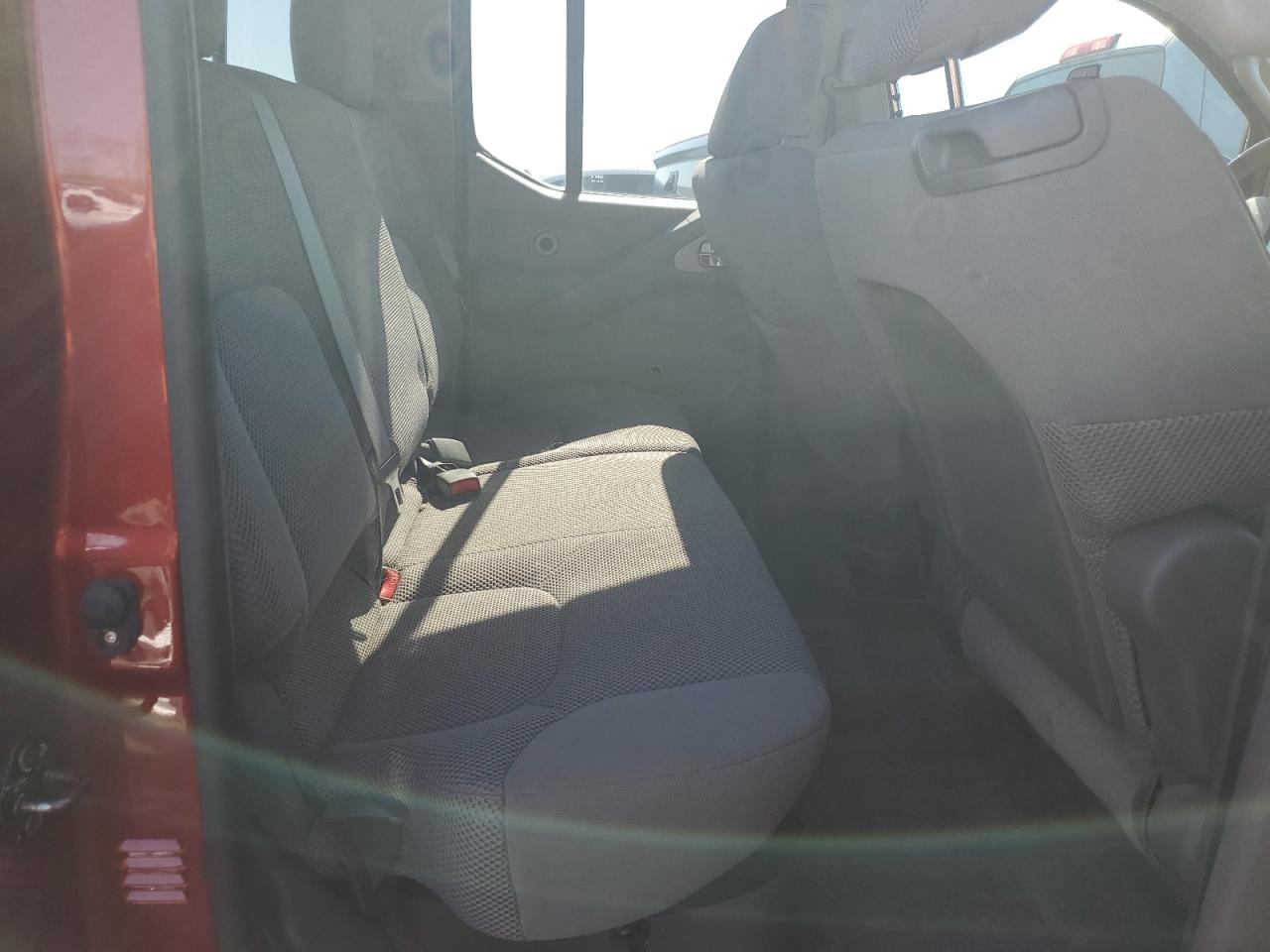 2014 Nissan Navara (Frontier) - Image 11