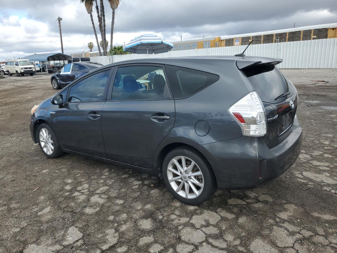 2013 Toyota Prius - Image 2