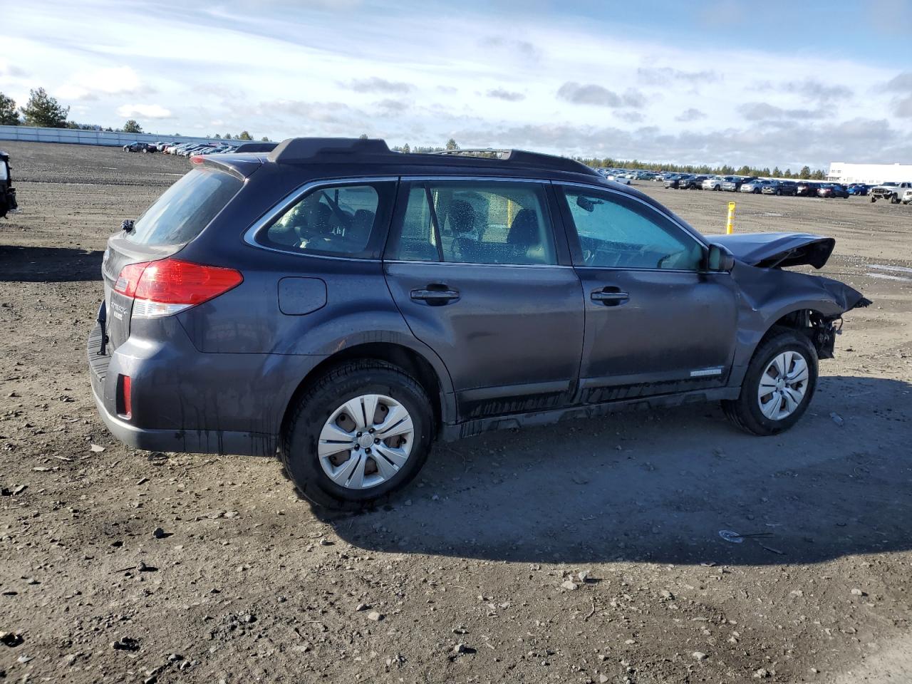 2011 Subaru Outback - Image 3
