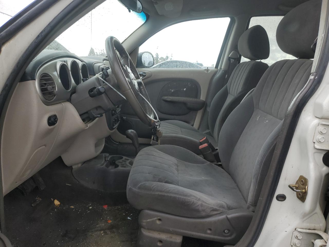 2001 Chrysler PT Cruiser - Image 7