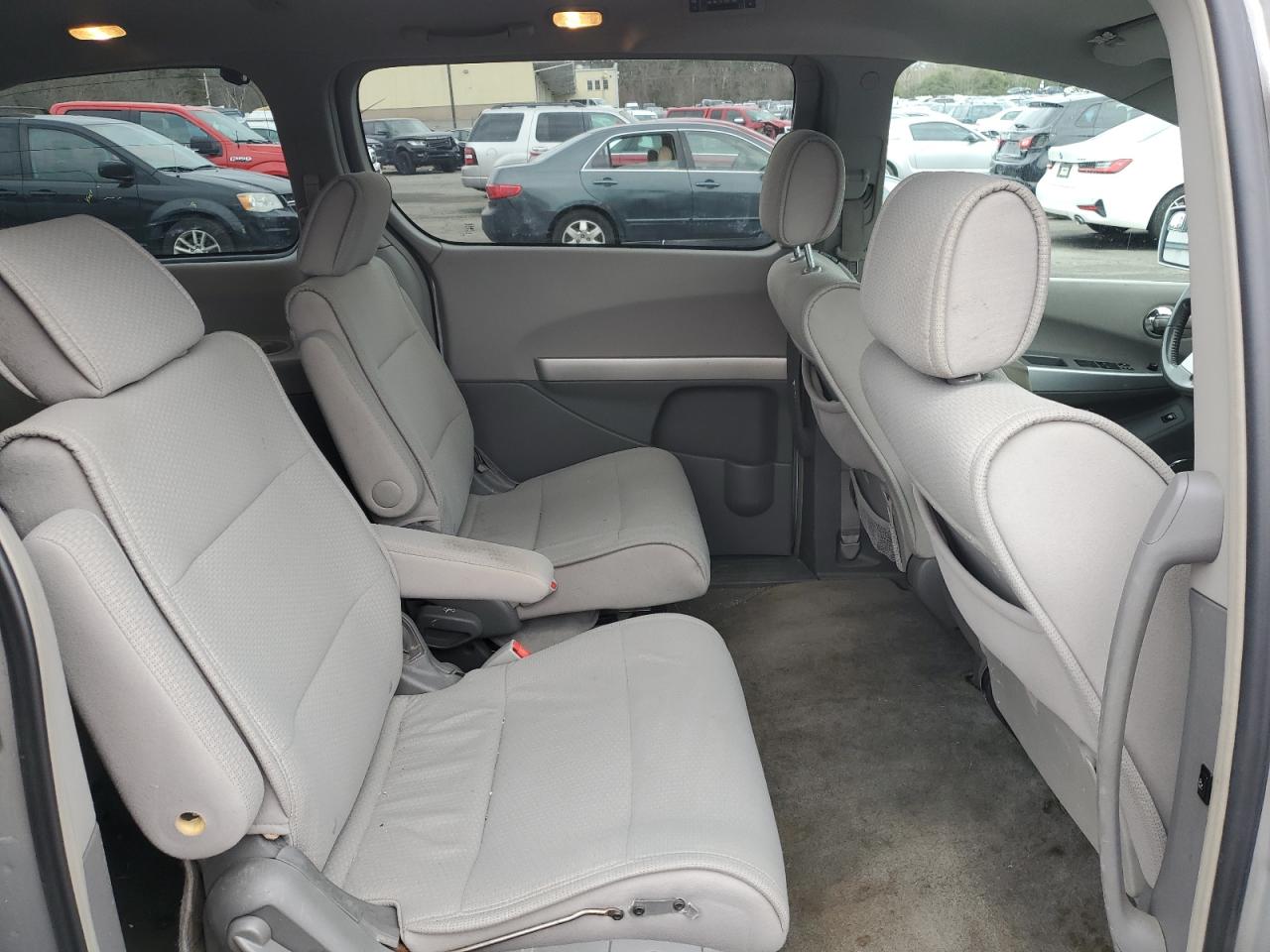 2007 Nissan Quest - Image 11
