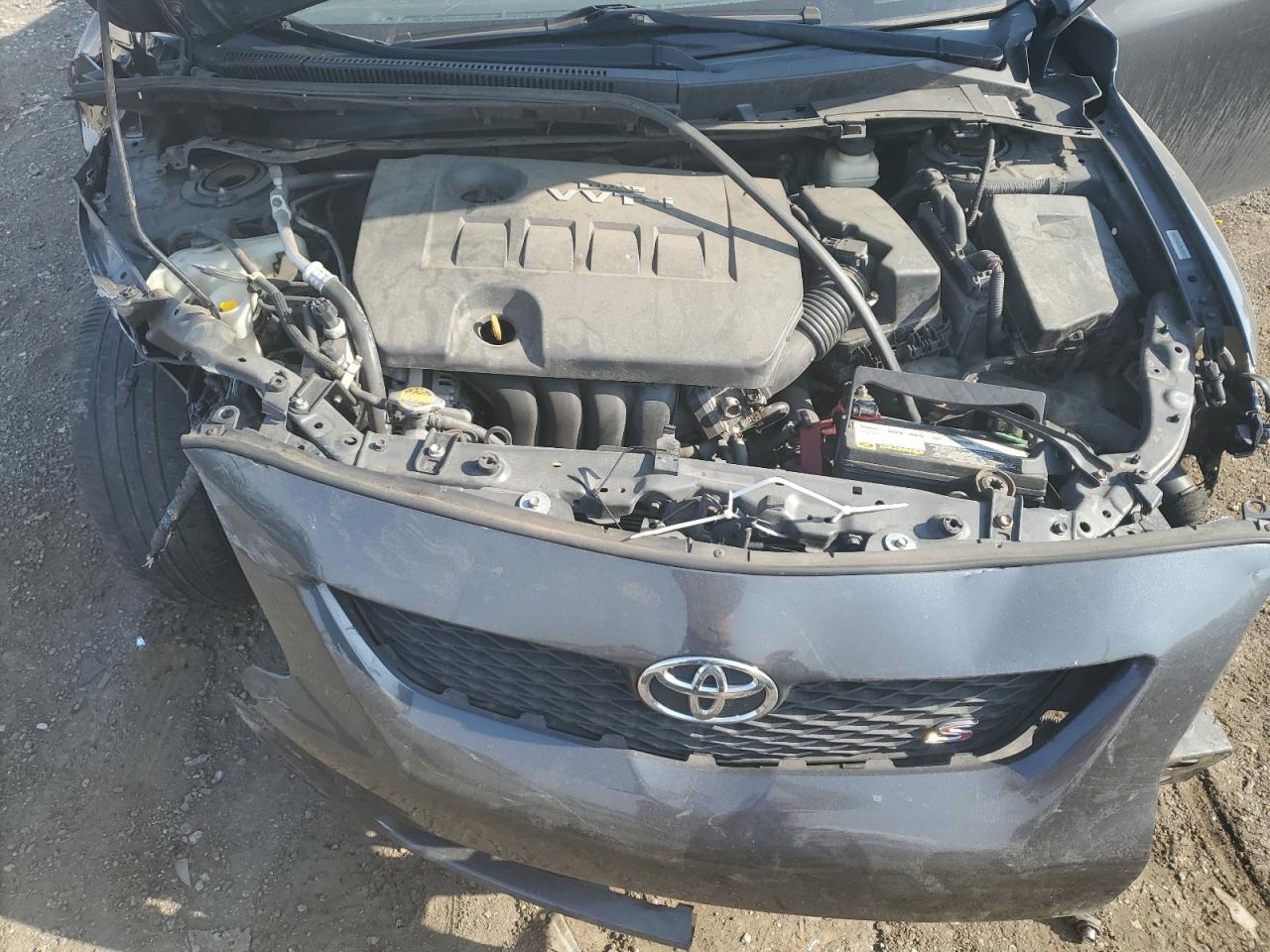 2010 Toyota Corolla - Image 11
