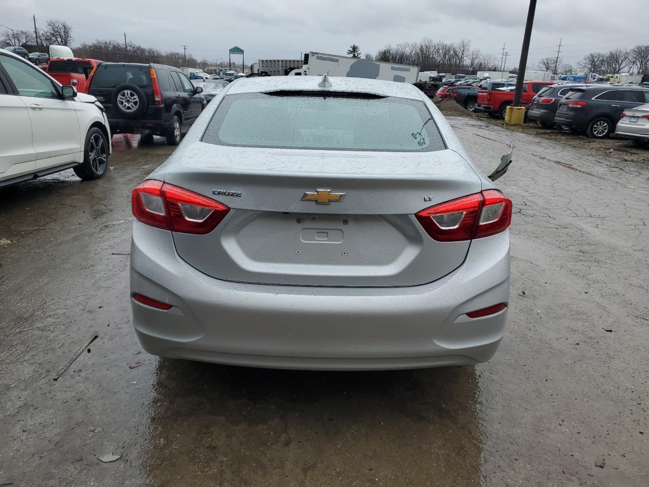 2016 Chevrolet Cruze - Image 6