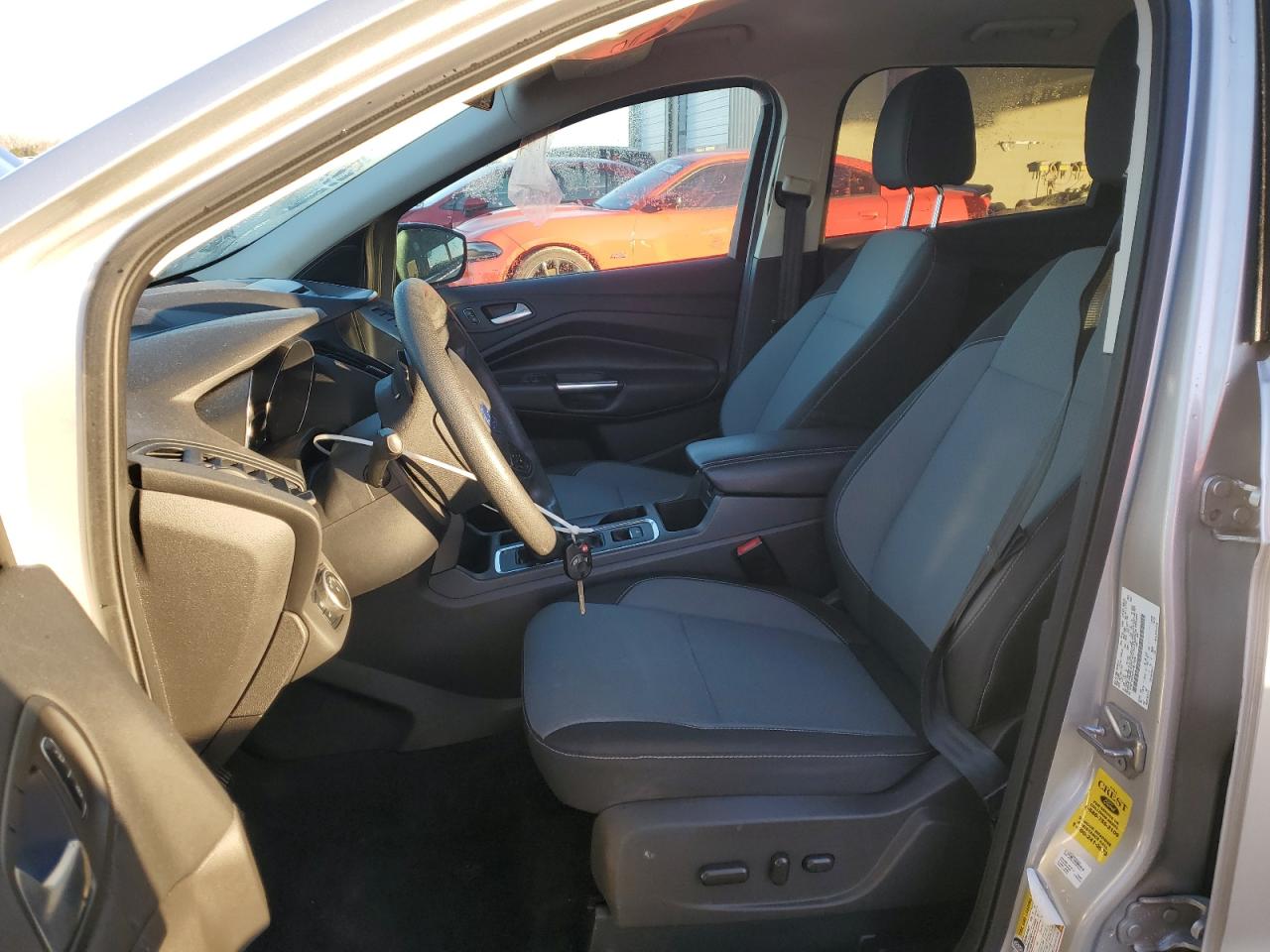 1FMCU9G95HUB77959 FORD ESCAPE 2017