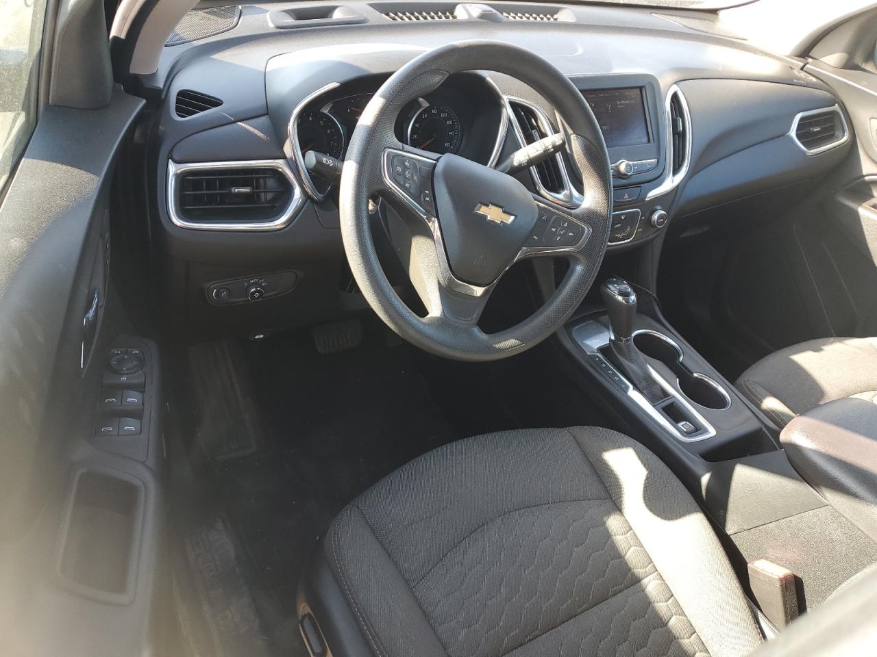 2GNAXKEV4L6203895 CHEVROLET EQUINOX 2020