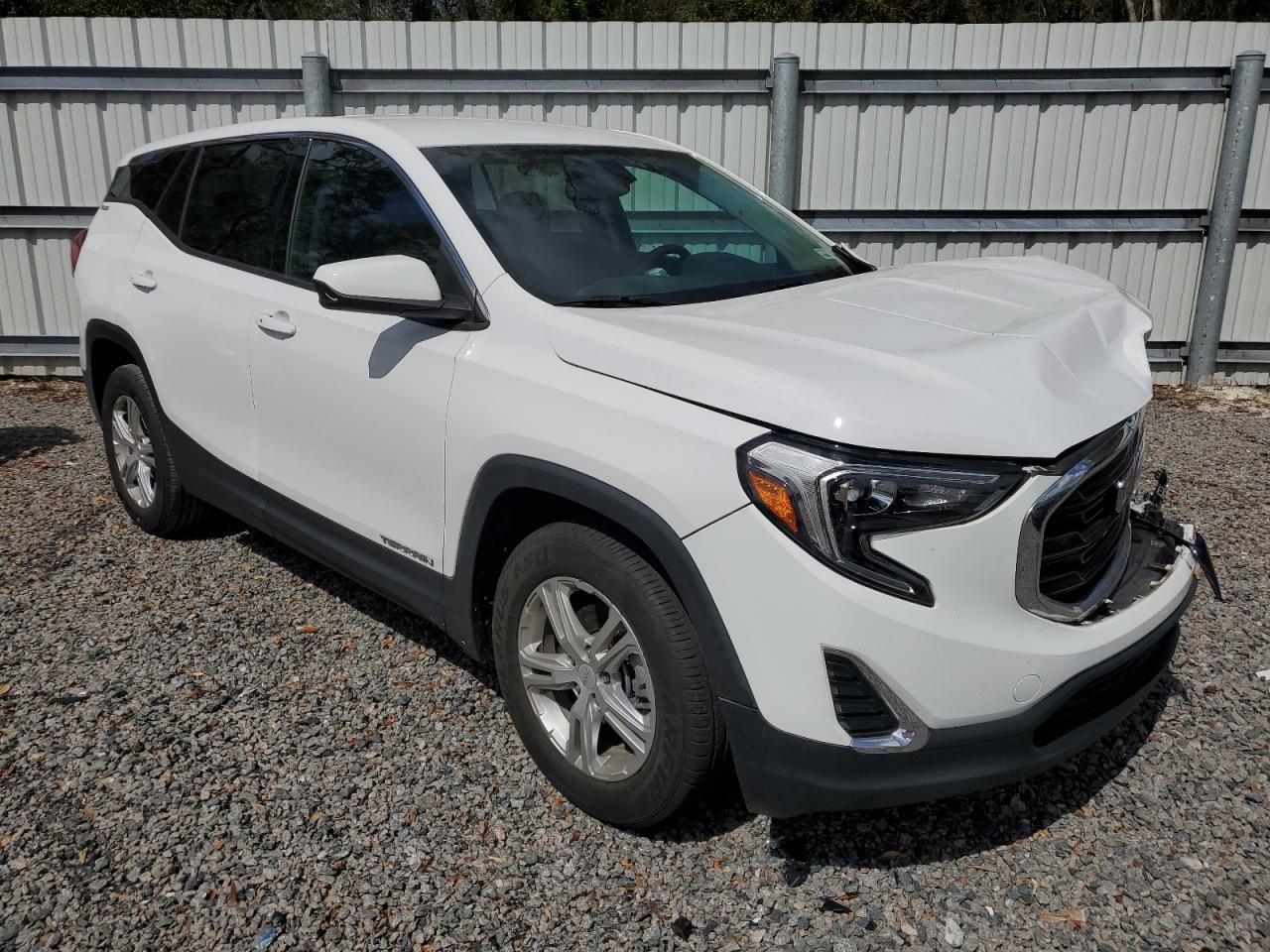 2018 GMC Terrain - Image 4