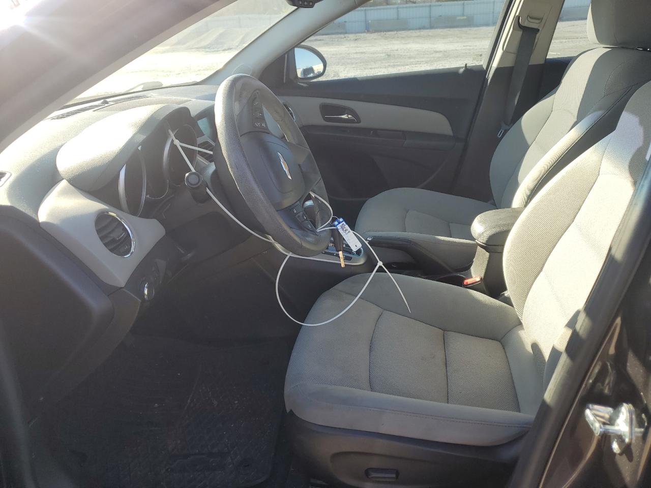 2015 Chevrolet Cruze - Image 7
