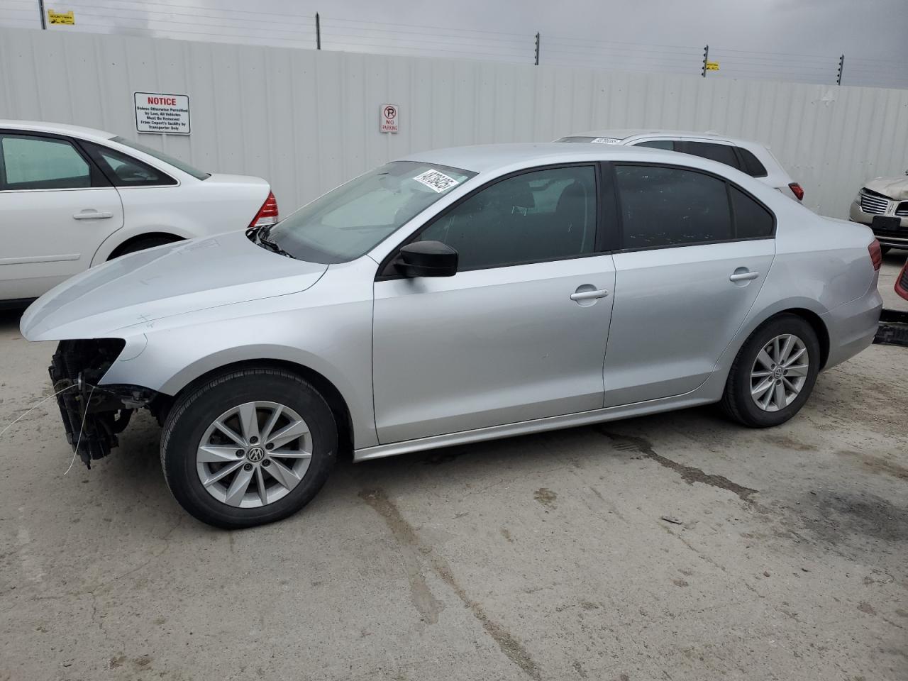 2016 Volkswagen Jetta - Image 1