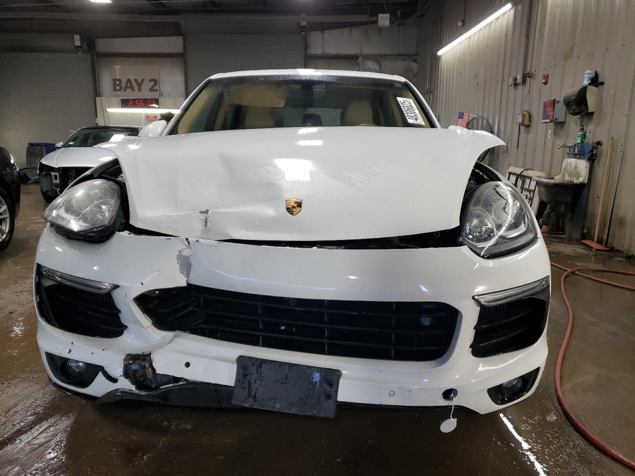 2015 Porsche Cayenne - Image 5