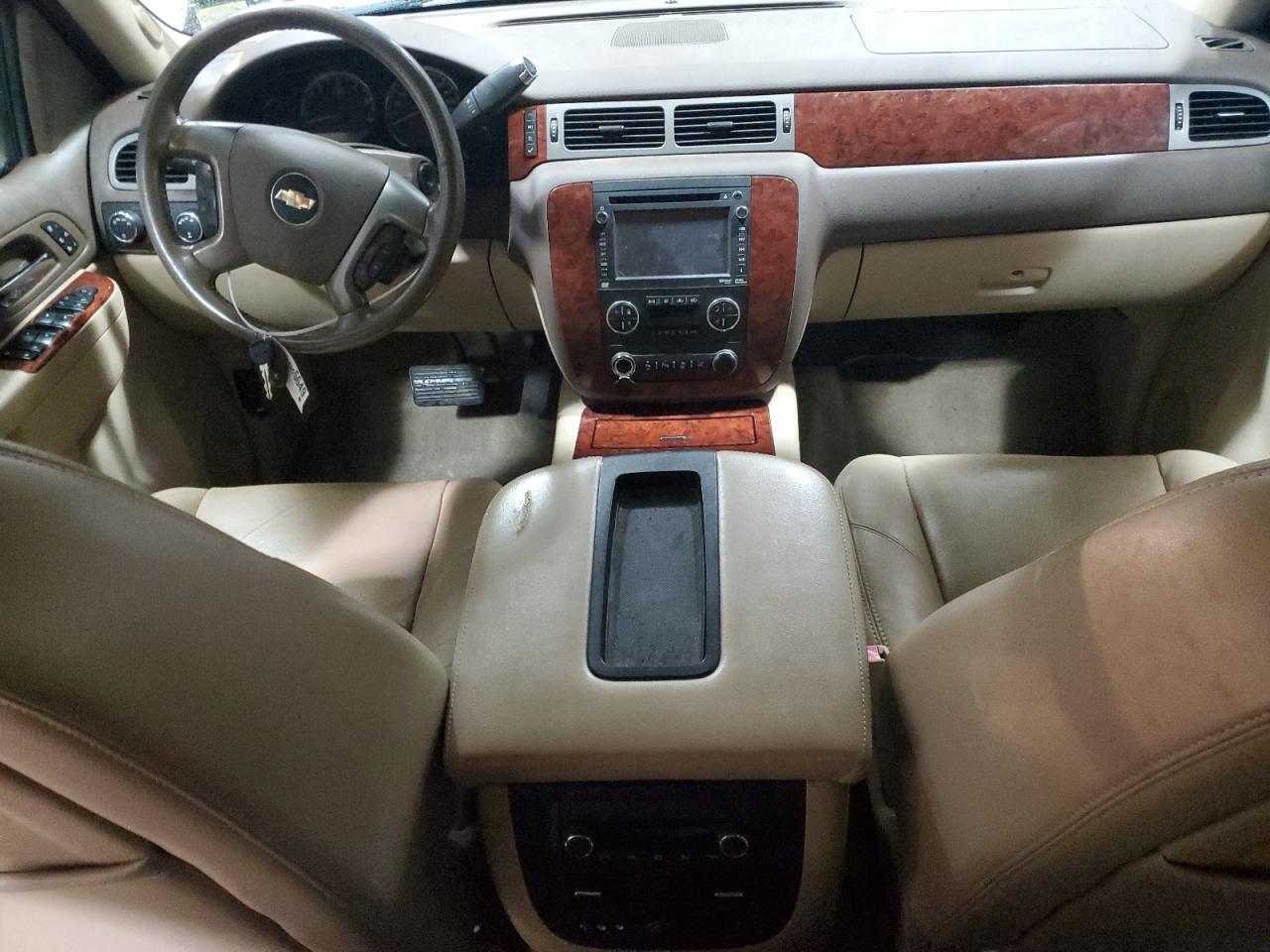 2012 Chevrolet Avalanche - Image 8