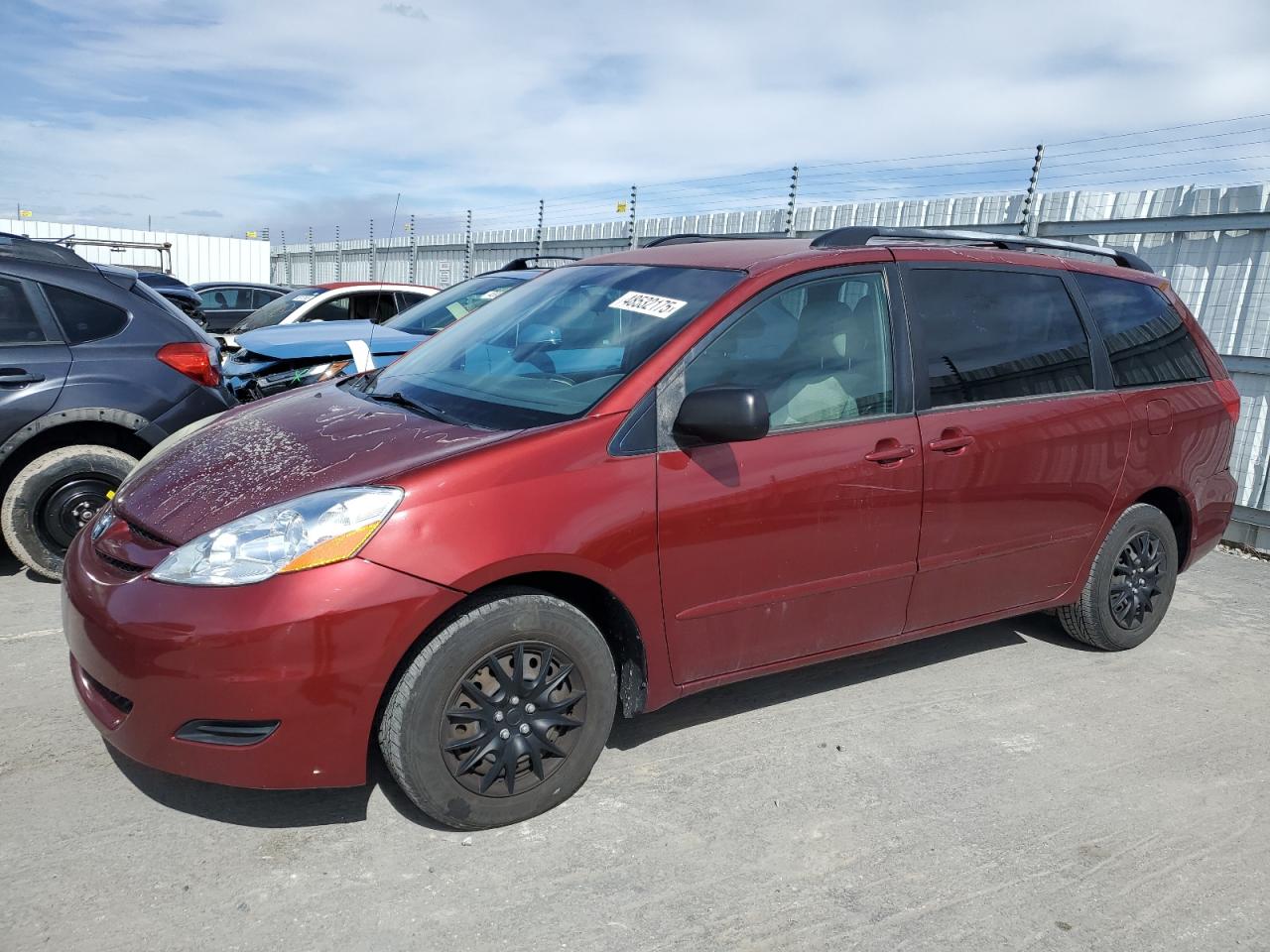 2009 Toyota Sienna - Image 1