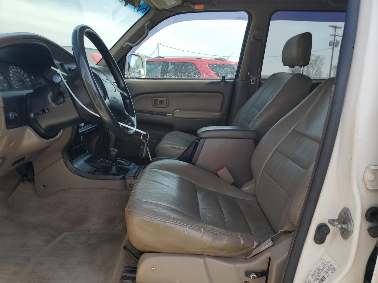 2000 Toyota 4Runner - Image 7