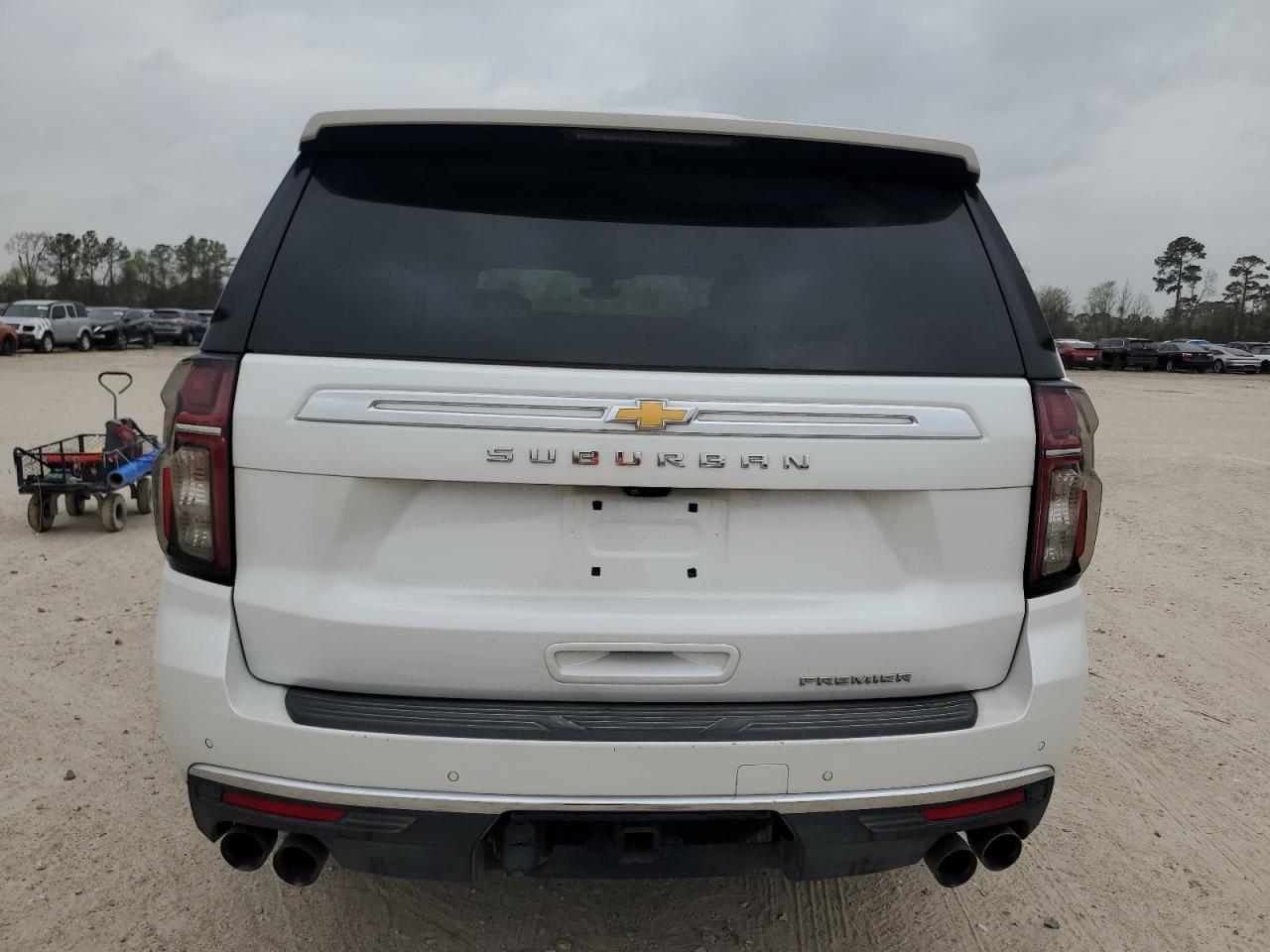 1GNSKFKD4MR228033 CHEVROLET SUBURBAN 2021