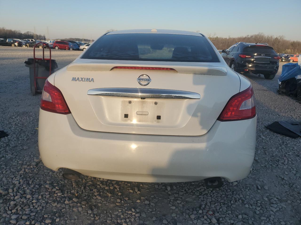 2010 Nissan Maxima - Image 6