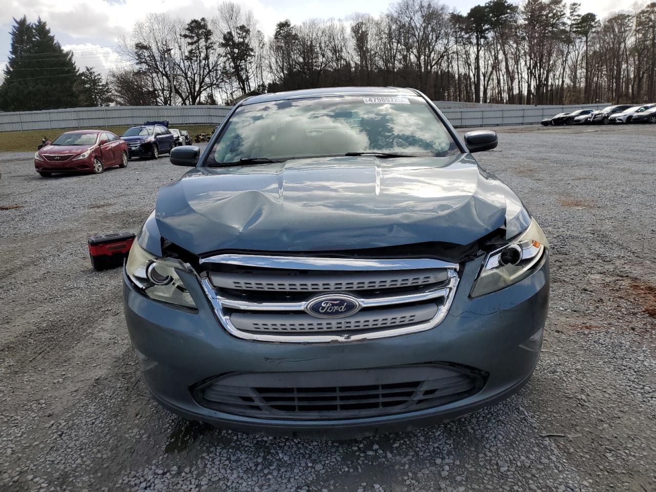 2010 Ford Taurus - Image 5