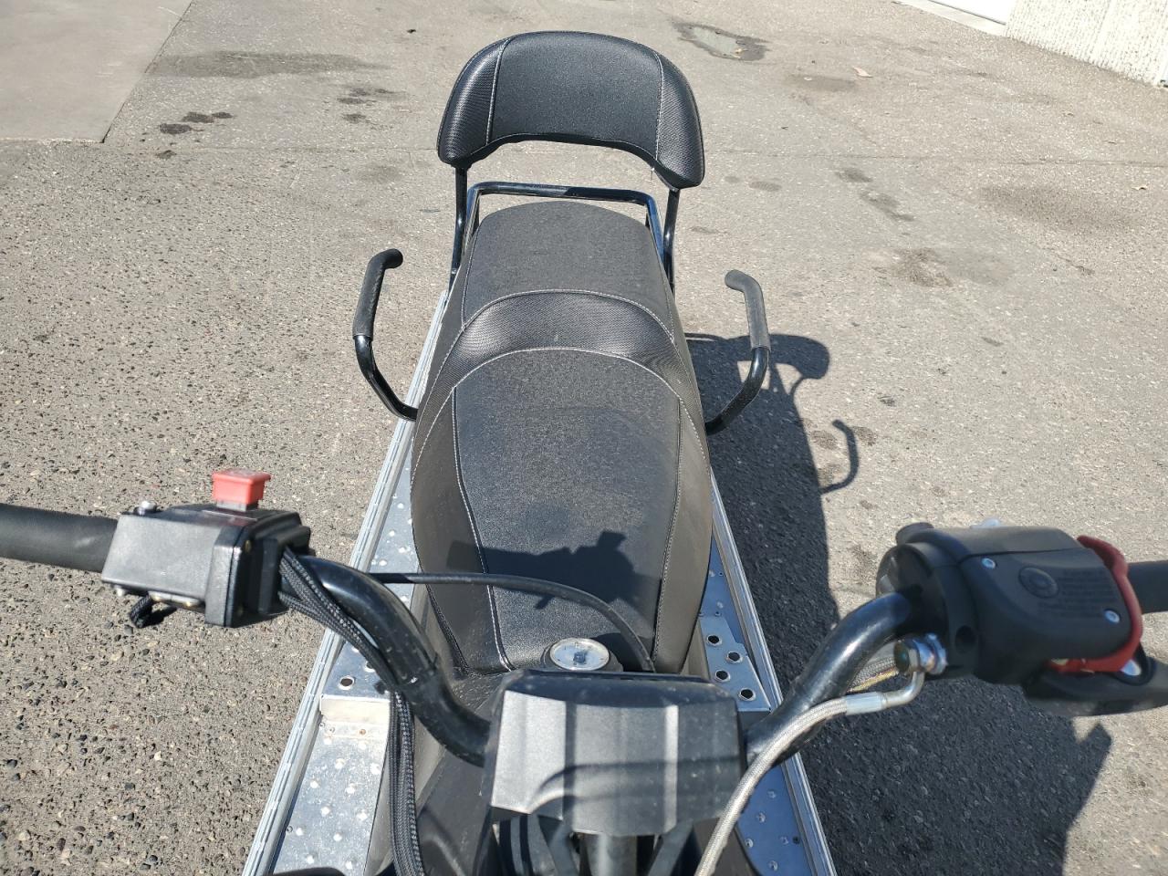 SN1CED5B9HC724860 POLARIS SNOWMOBILE 2017