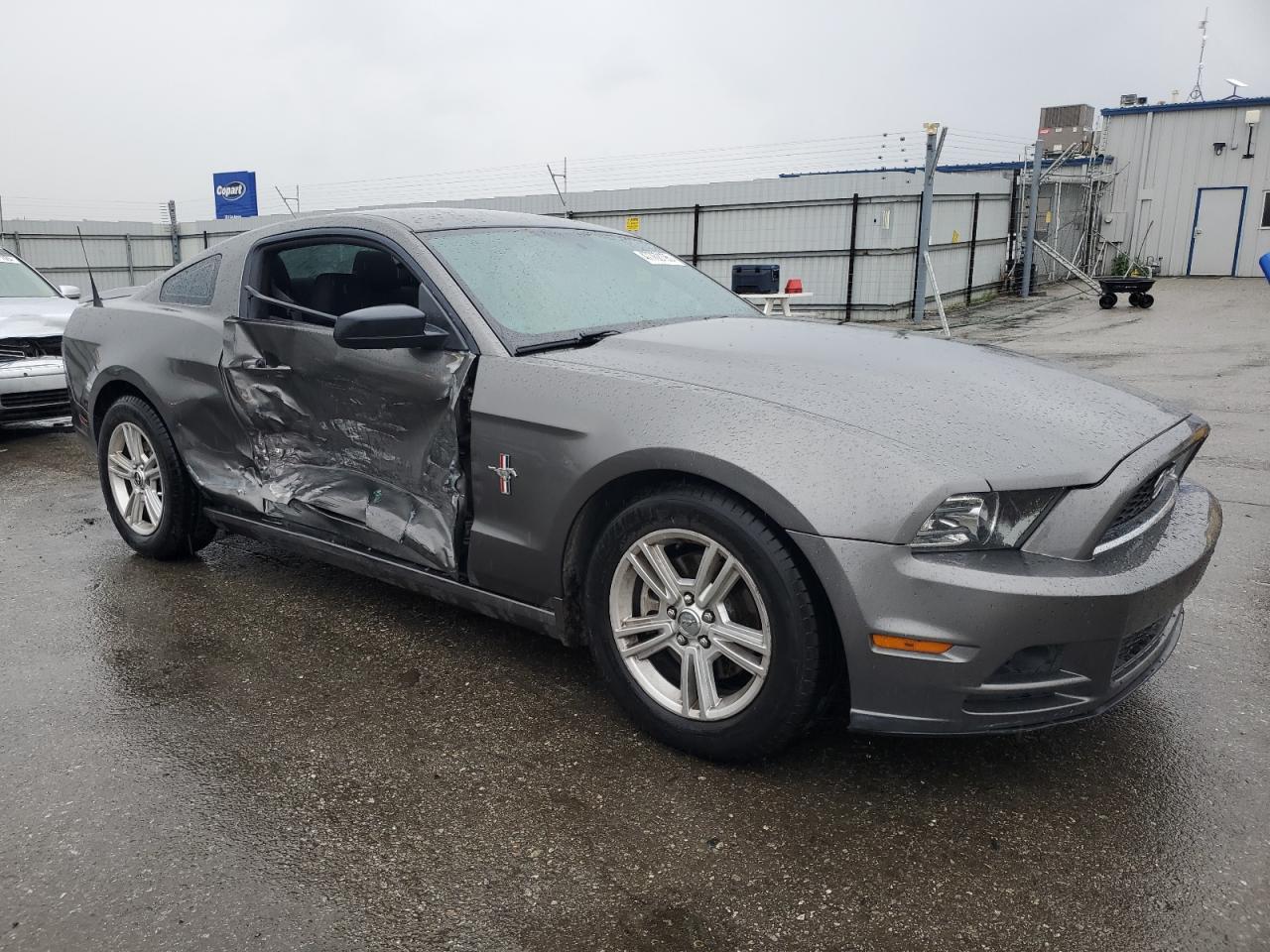 2013 Ford Mustang - Image 4