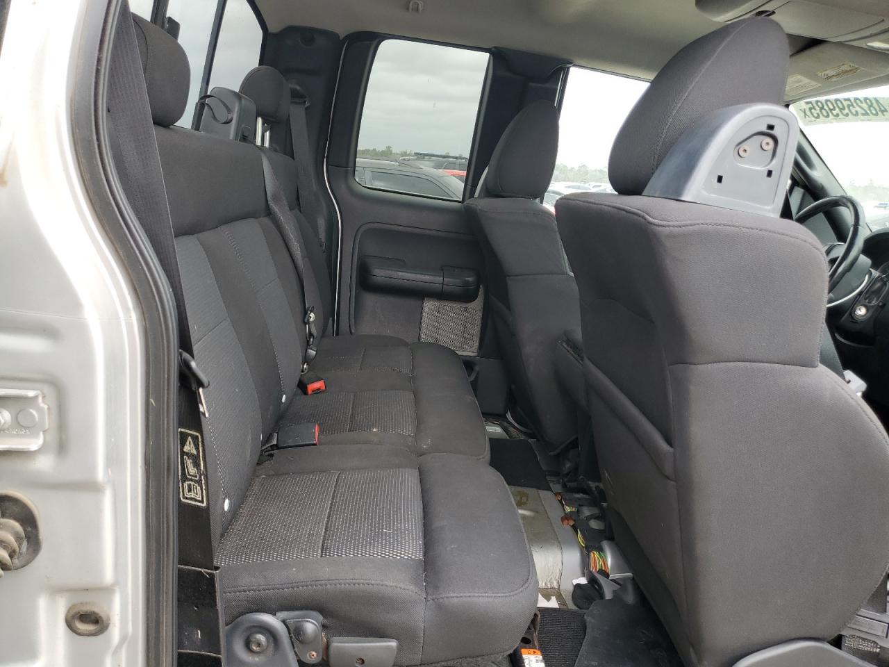 2004 Ford F-150 - Image 10
