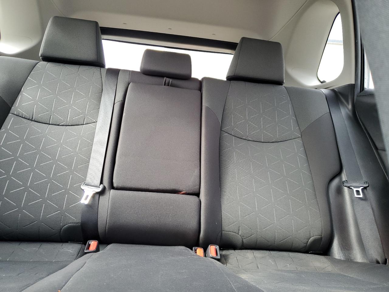 2021 Toyota Rav4 Xle VIN: 2T3P1RFV9MC203670 Lot: 47476765