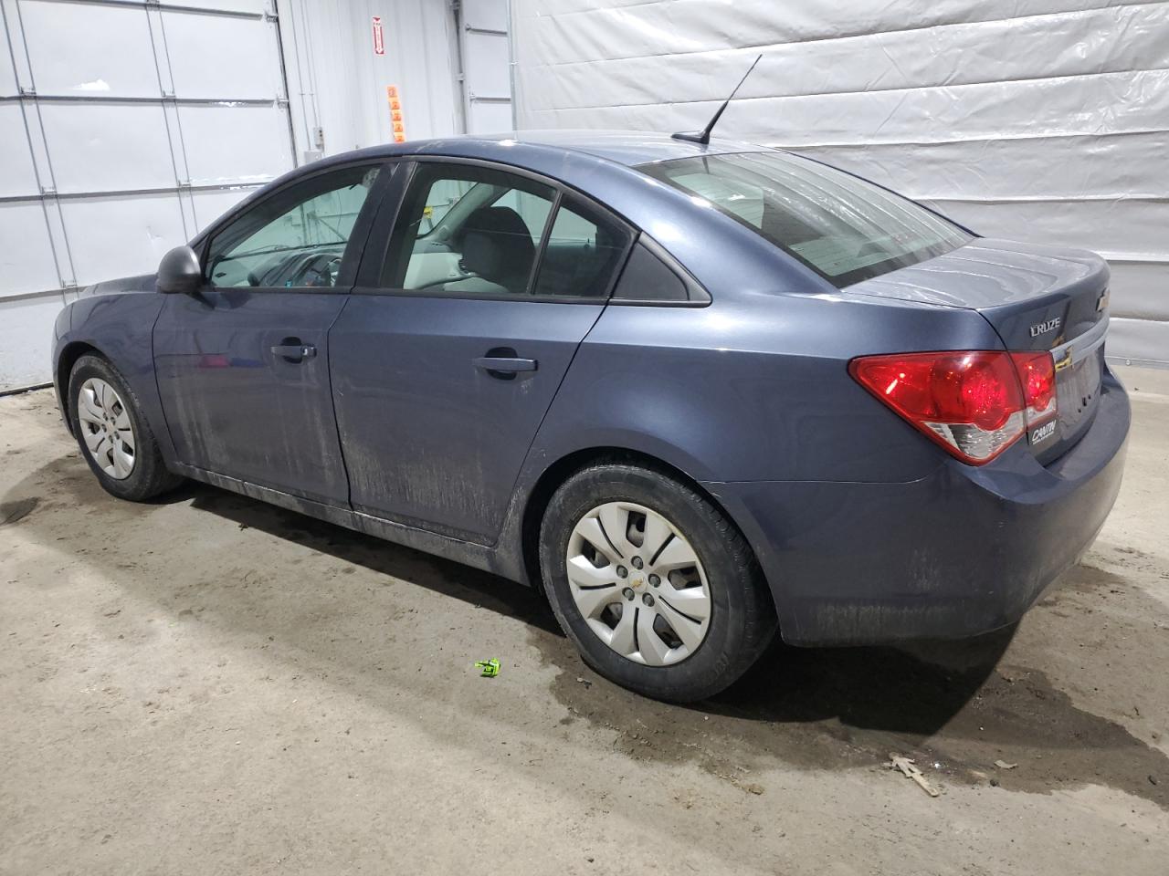 2013 Chevrolet Cruze - Image 2