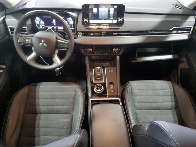  MITSUBISHI OUTLANDER 2024 Srebrny