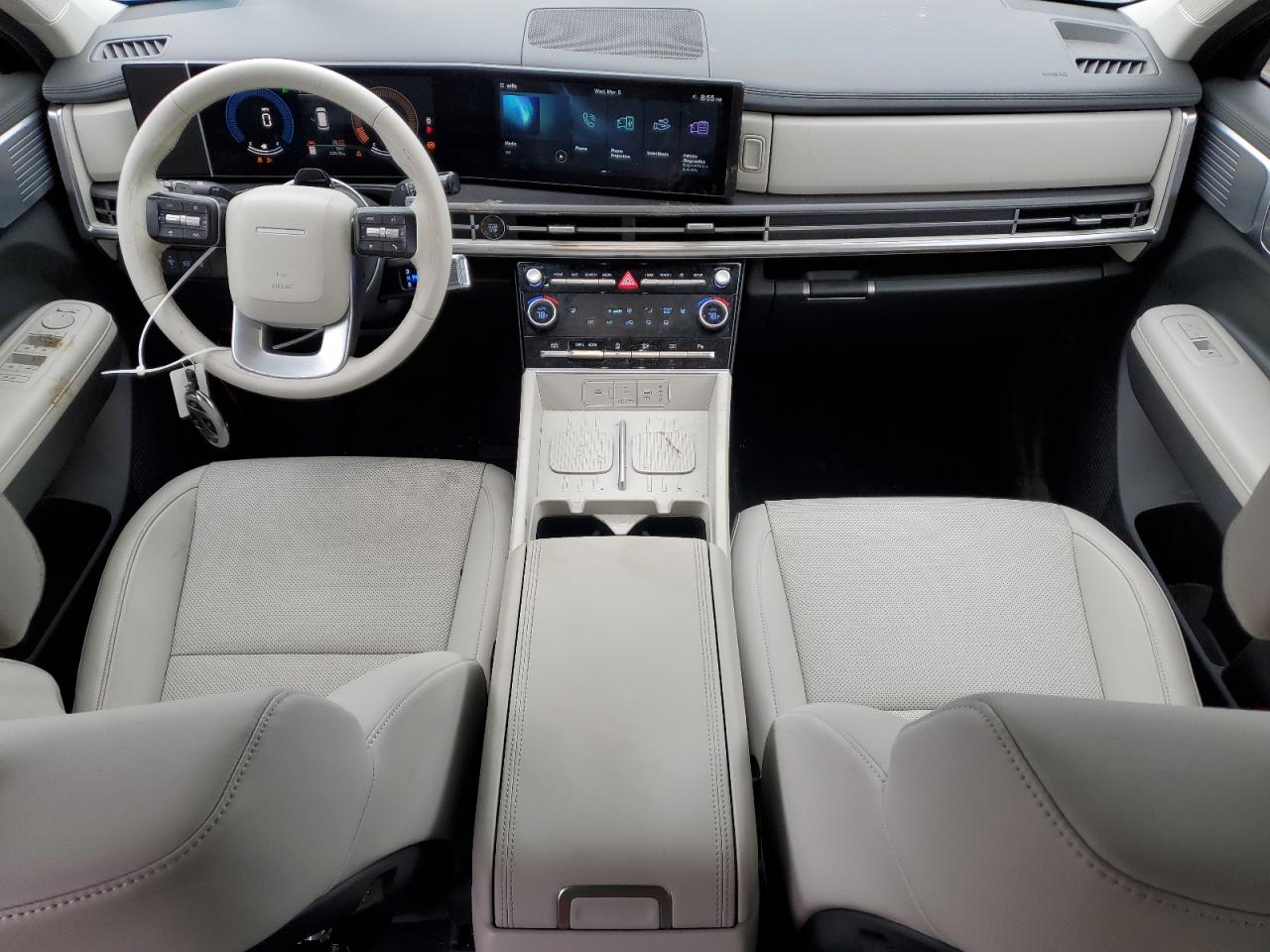 2024 Hyundai Santa Fe - Image 8