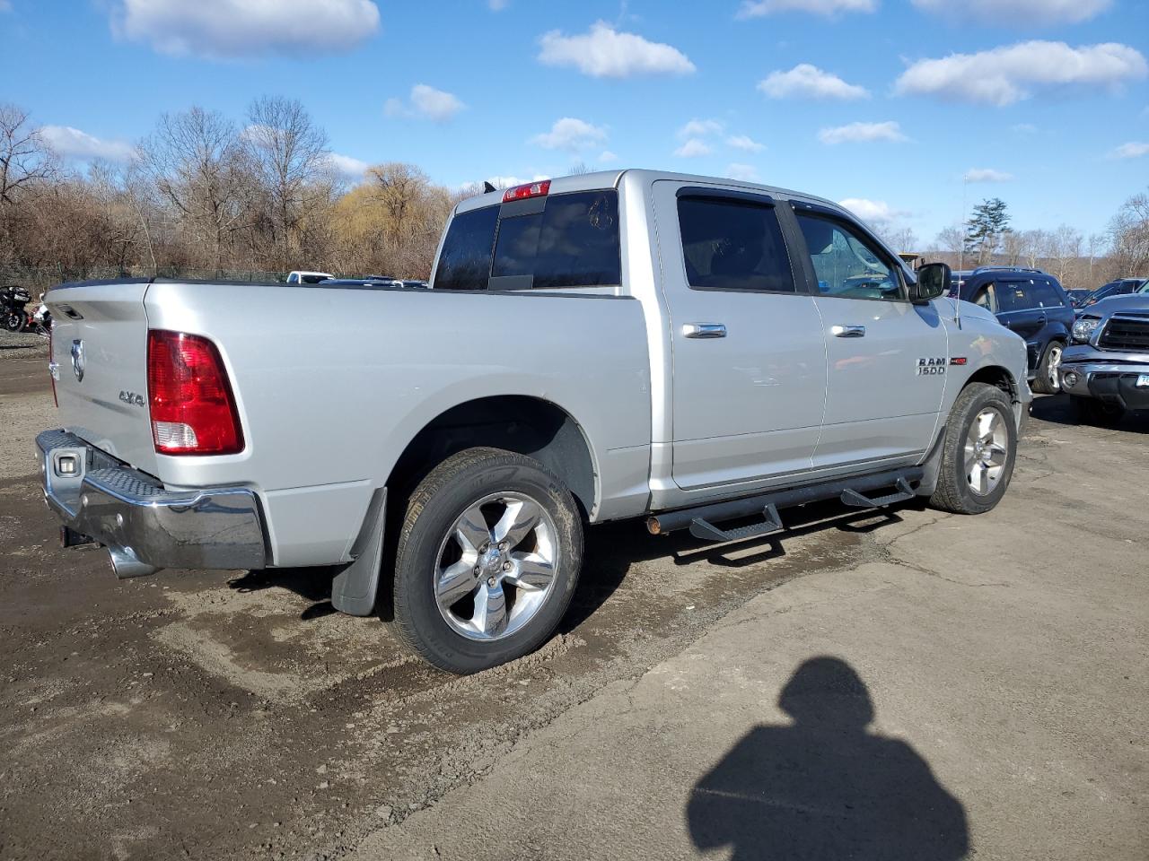 2014 RAM 1500 - Image 3