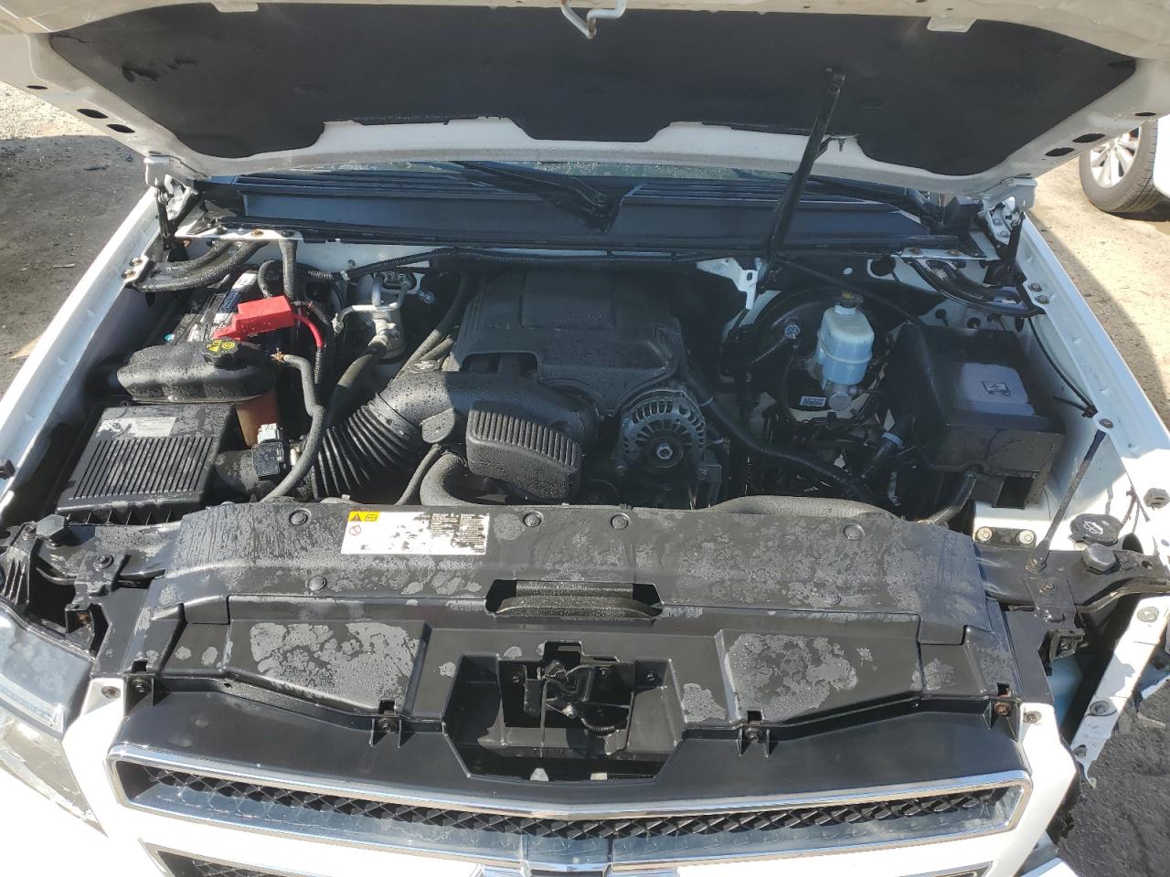 2011 Chevrolet Avalanche - Image 11