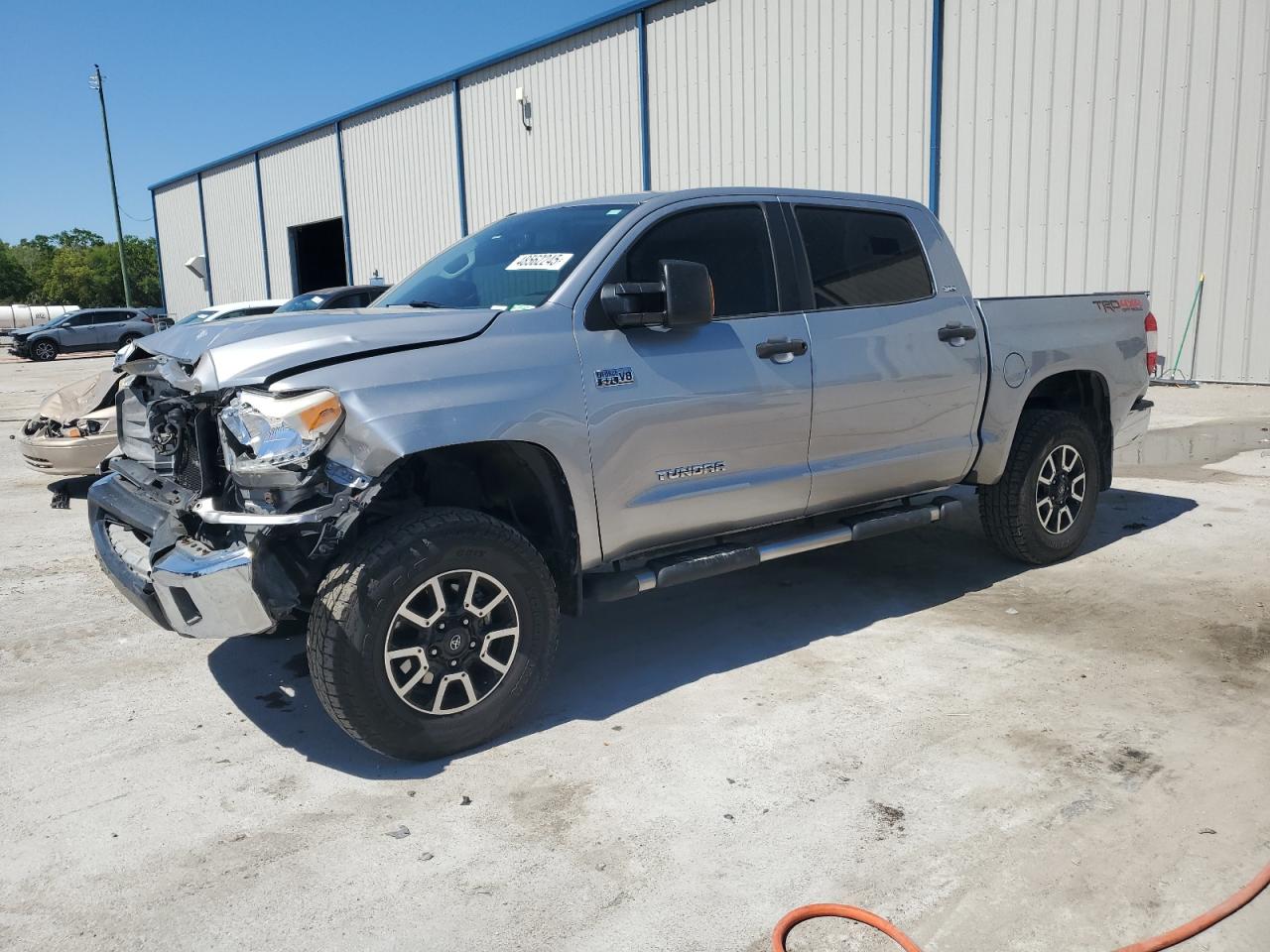 2015 Toyota Tundra - Image 1
