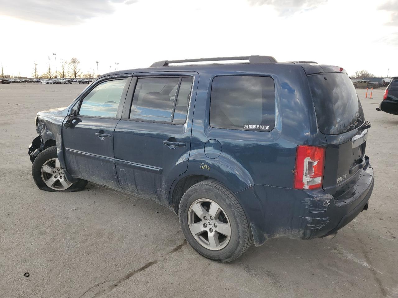 2011 Honda Pilot - Image 2