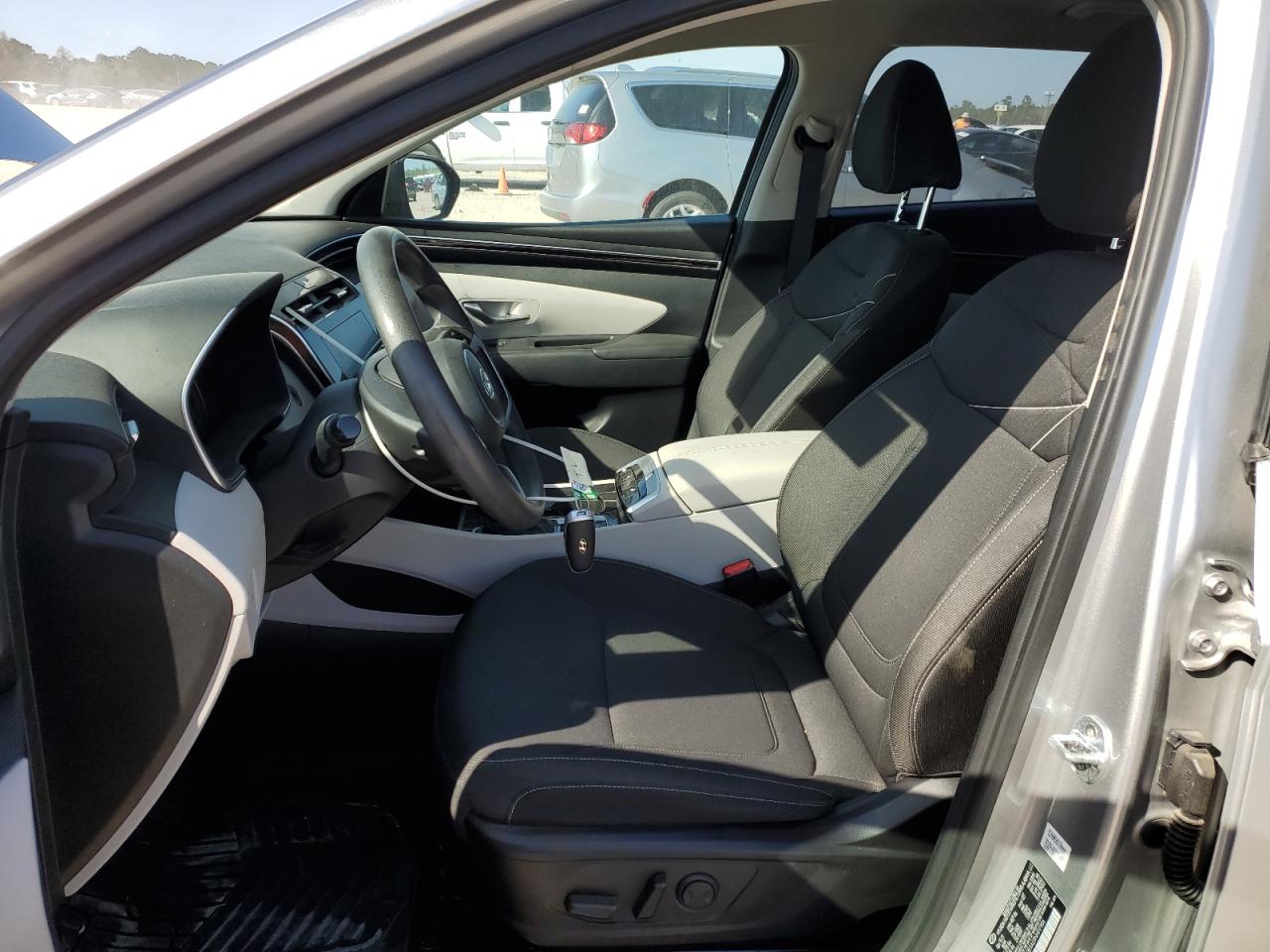 2022 Hyundai Tucson - Image 7