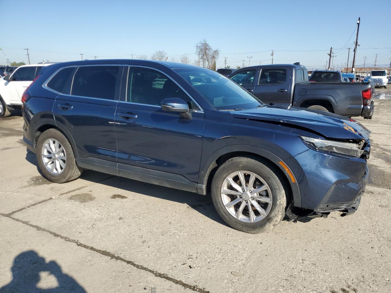 2HKRS3H72PH304657 HONDA CRV 2023