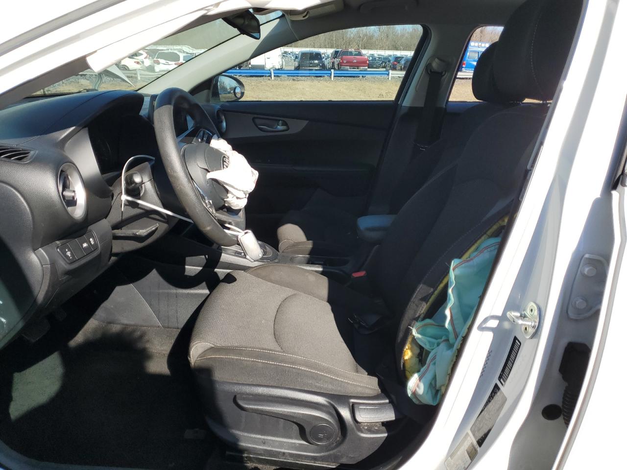 2019 Kia Forte - Image 7