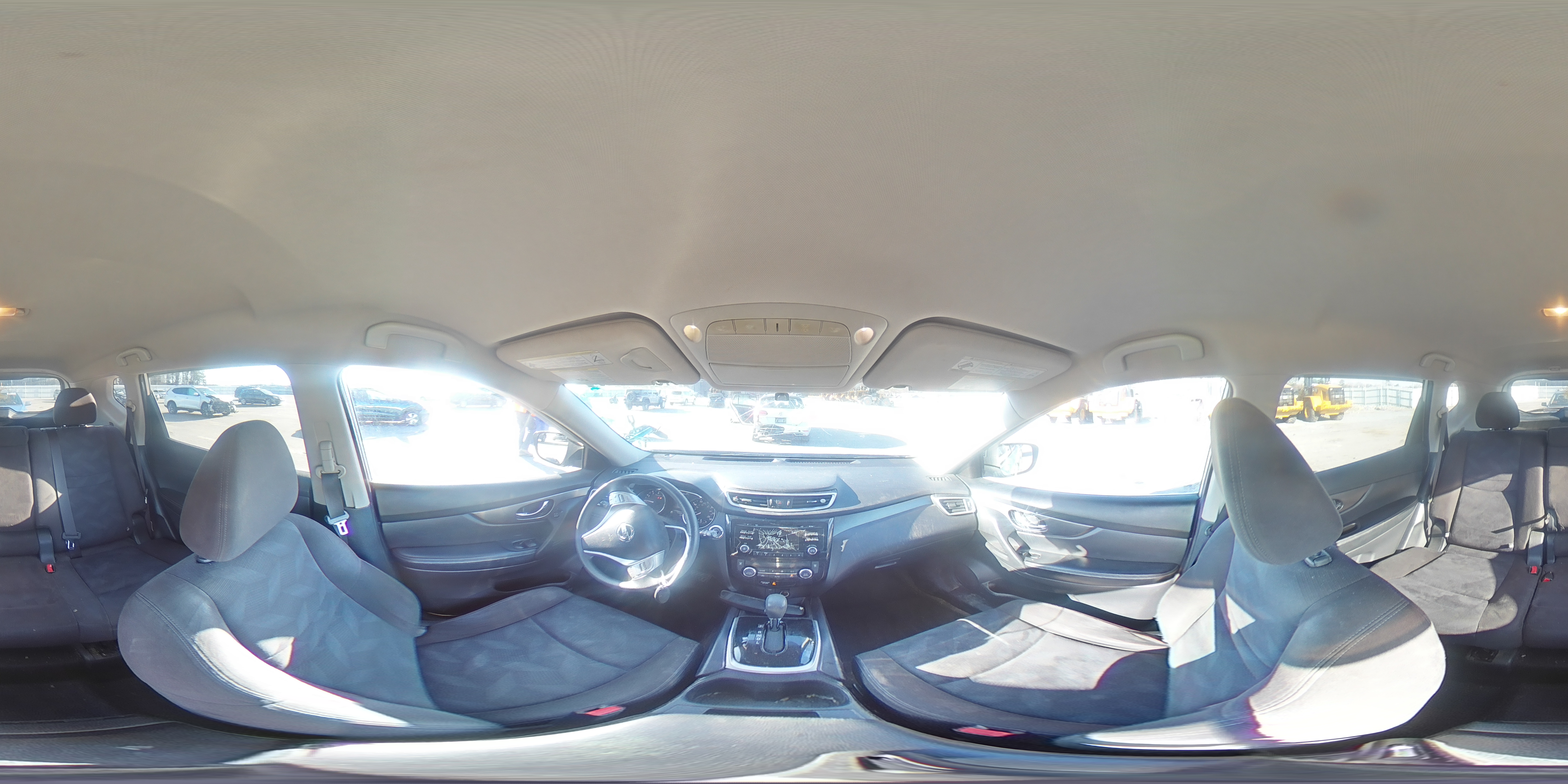 2015 Nissan Rogue - Image 13