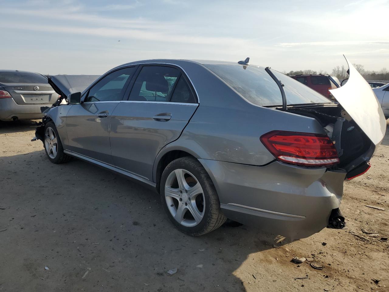 2014 Mercedes-Benz E-klasse - Image 2
