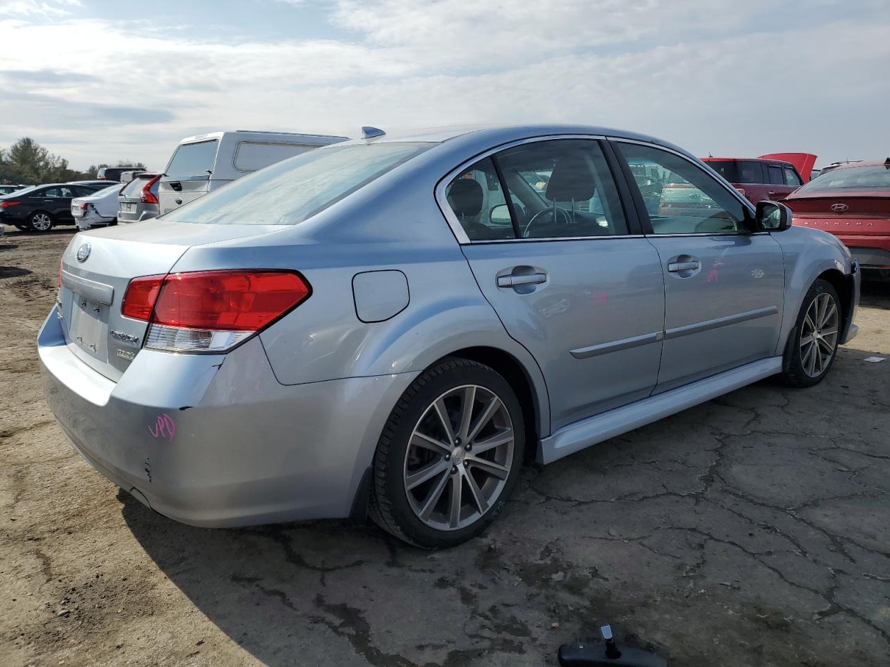 2014 Subaru Legacy - Image 3