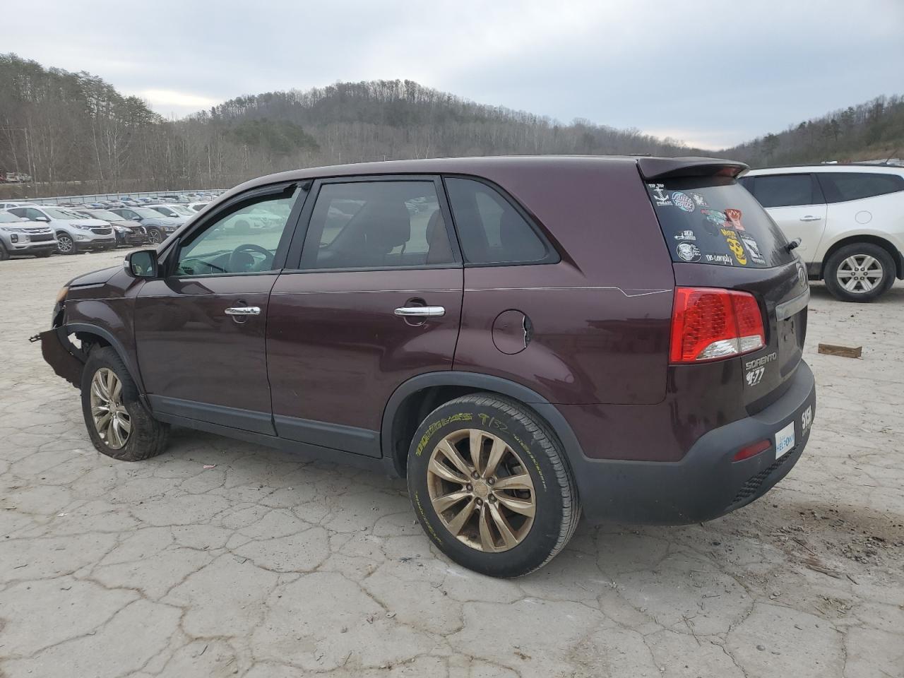 2011 Kia Sorento - Image 2